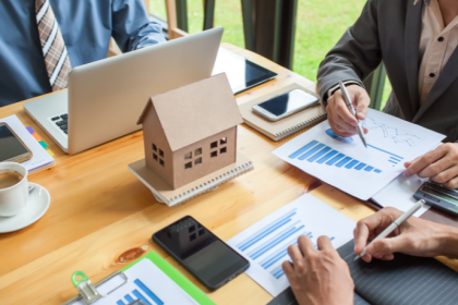 Alex Nabuco dos Santos destaca como a governança fortalece a longevidade e o sucesso das empresas familiares no setor imobiliário.