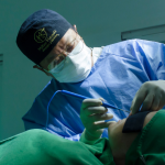 A rinoplastia avançada ganha precisão com formação internacional e técnicas atualizadas, destaca Milton Seigi Hayashi.