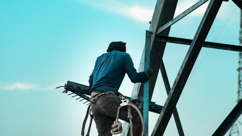 Jornada 6x1 e reformas estruturais: Por que o debate precisa ser ampliado? Veja neste artigo sob a perspectiva da produtividade e da organização do setor. Conteúdo de Valderci Malagosini Machado.