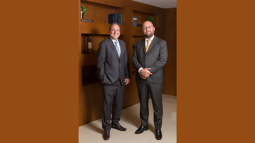 A recuperação judicial e a recuperação extrajudicial possuem procedimentos e alcances distintos, como explica Rodrigo Gonçalves Pimentel.